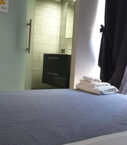 Un Passo Dal Mare Marina Nocleg ze śniadaniem 3*