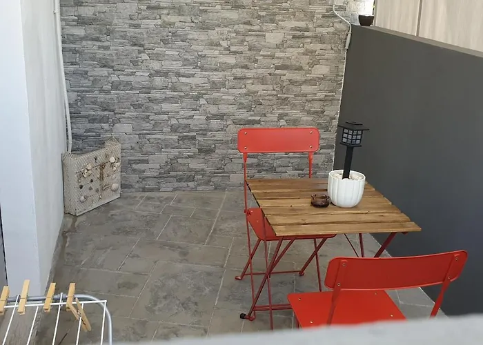 Un Passo Dal Mare Marina