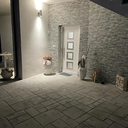 Un Passo Dal Mare Marina לינה וארוחת בוקר סן סלבו