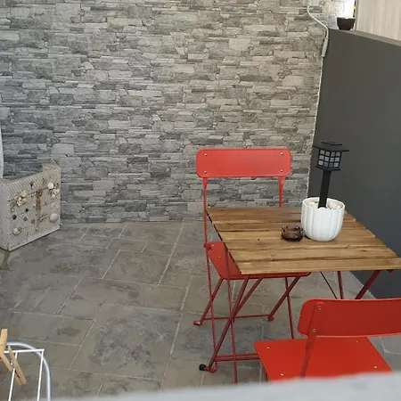 Un Passo Dal Mare Marina