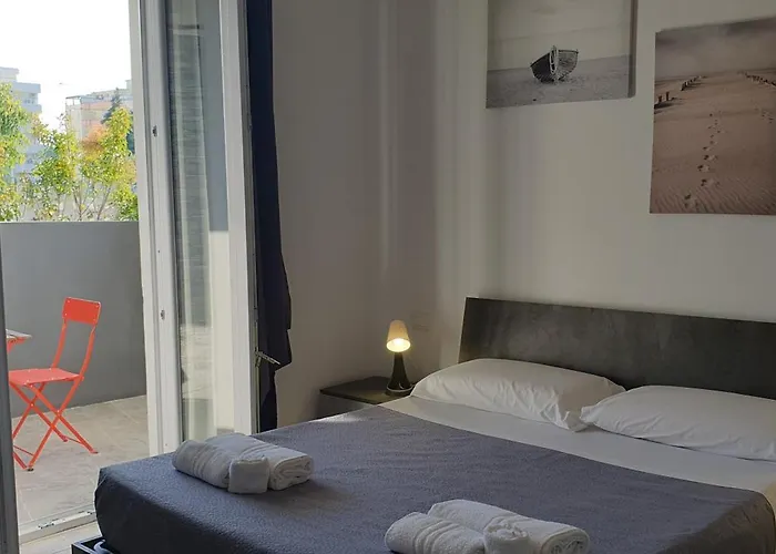 Un Passo Dal Mare Marina Bed & Breakfast